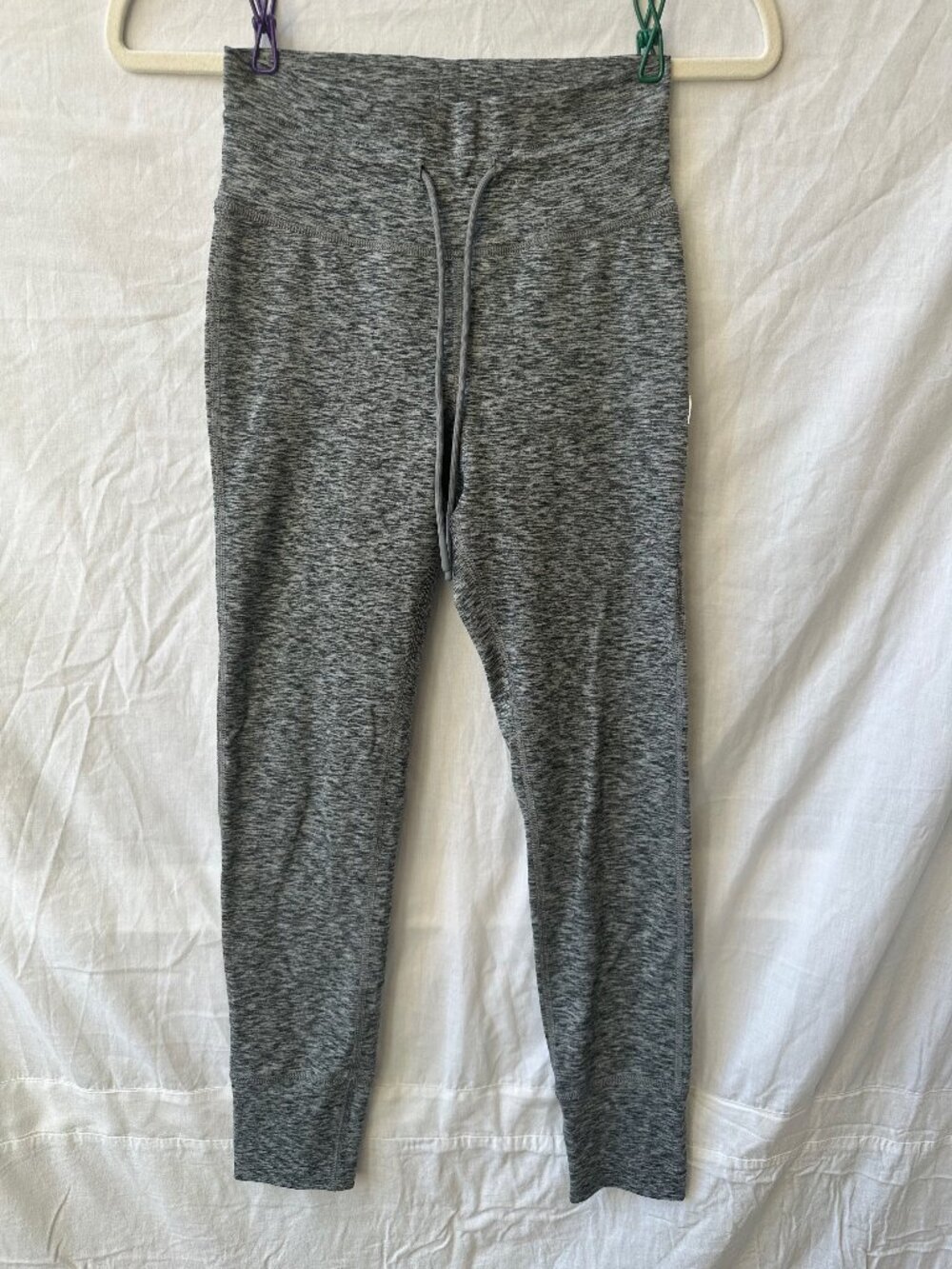 VUORI Daily 7/8 Leggings BreatheInterlock XS Heathered Gray High Rise Drawstring